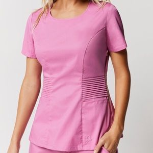 Jaanu Scrub top